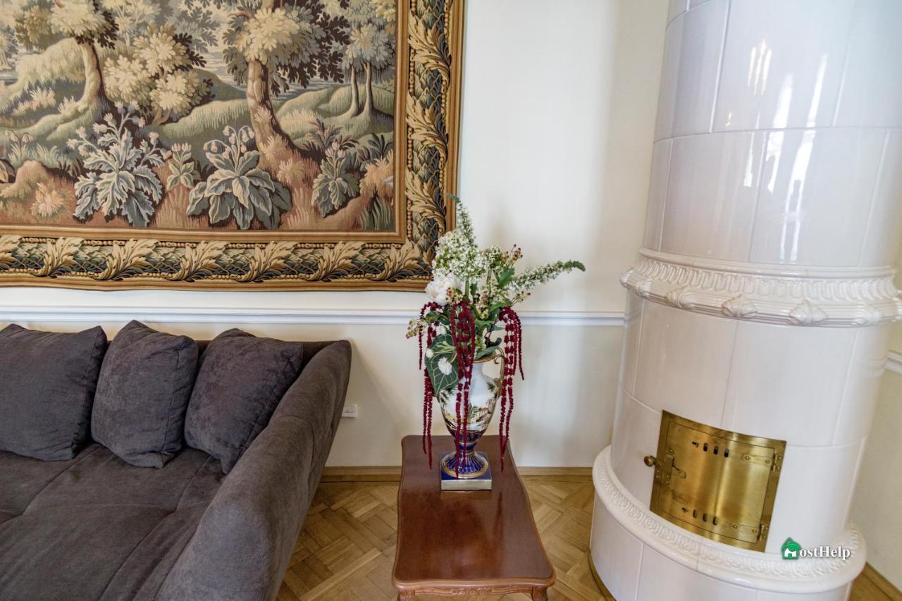 Villa With Hot-Tub, Terrace And Garden, Wenceslass Square Прага Экстерьер фото