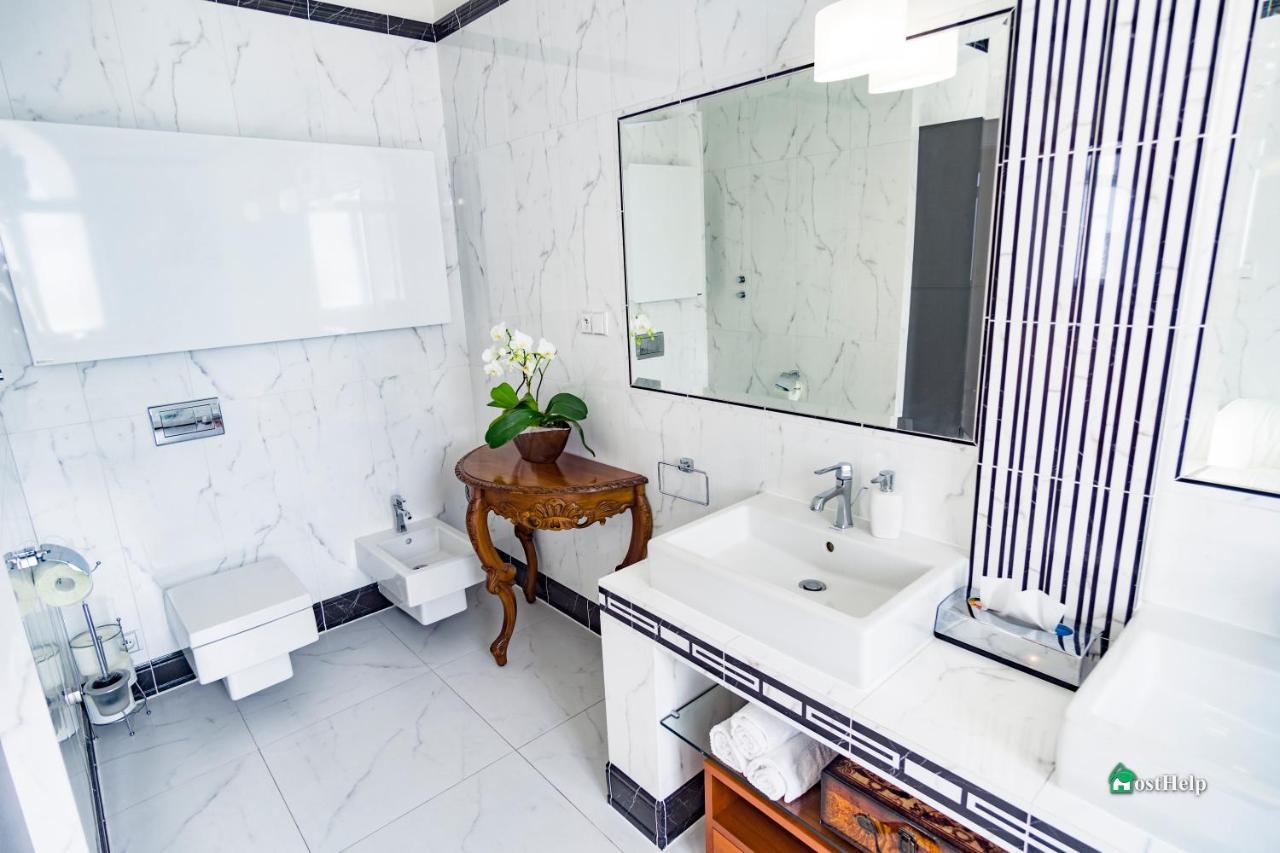 Вилла Unique Location With Hot-Tub, Terrace And Garden Прага Экстерьер фото