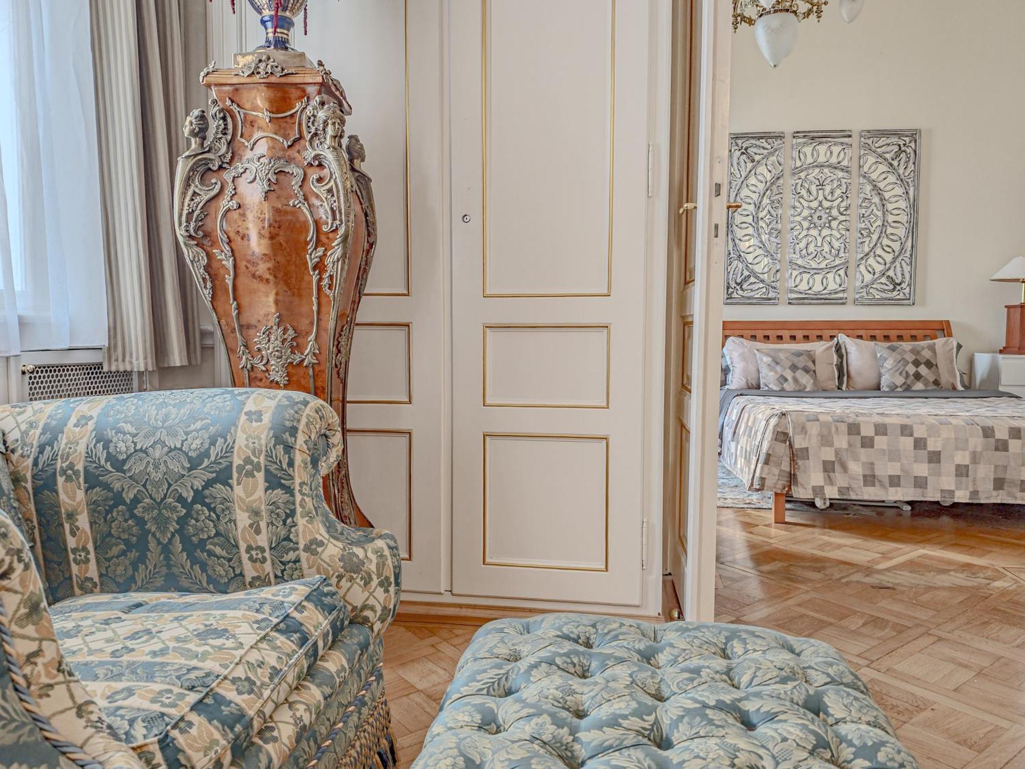 Вилла Unique Location With Hot-Tub, Terrace And Garden Прага Экстерьер фото