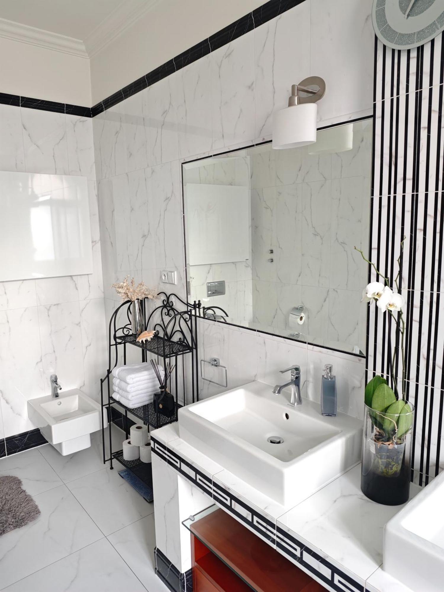 Вилла Unique Location With Hot-Tub, Terrace And Garden Прага Экстерьер фото
